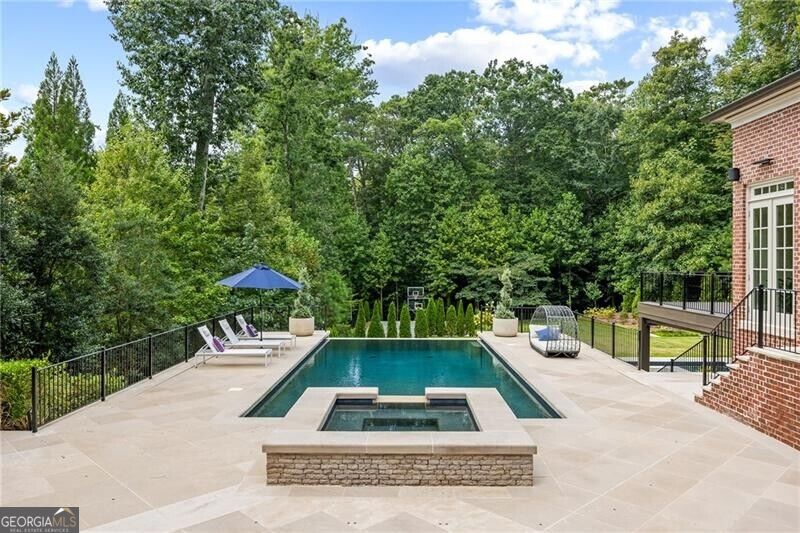 Photo of 3750 Tuxedo Road NW, Atlanta, GA 30305 (MLS # 10841756)
