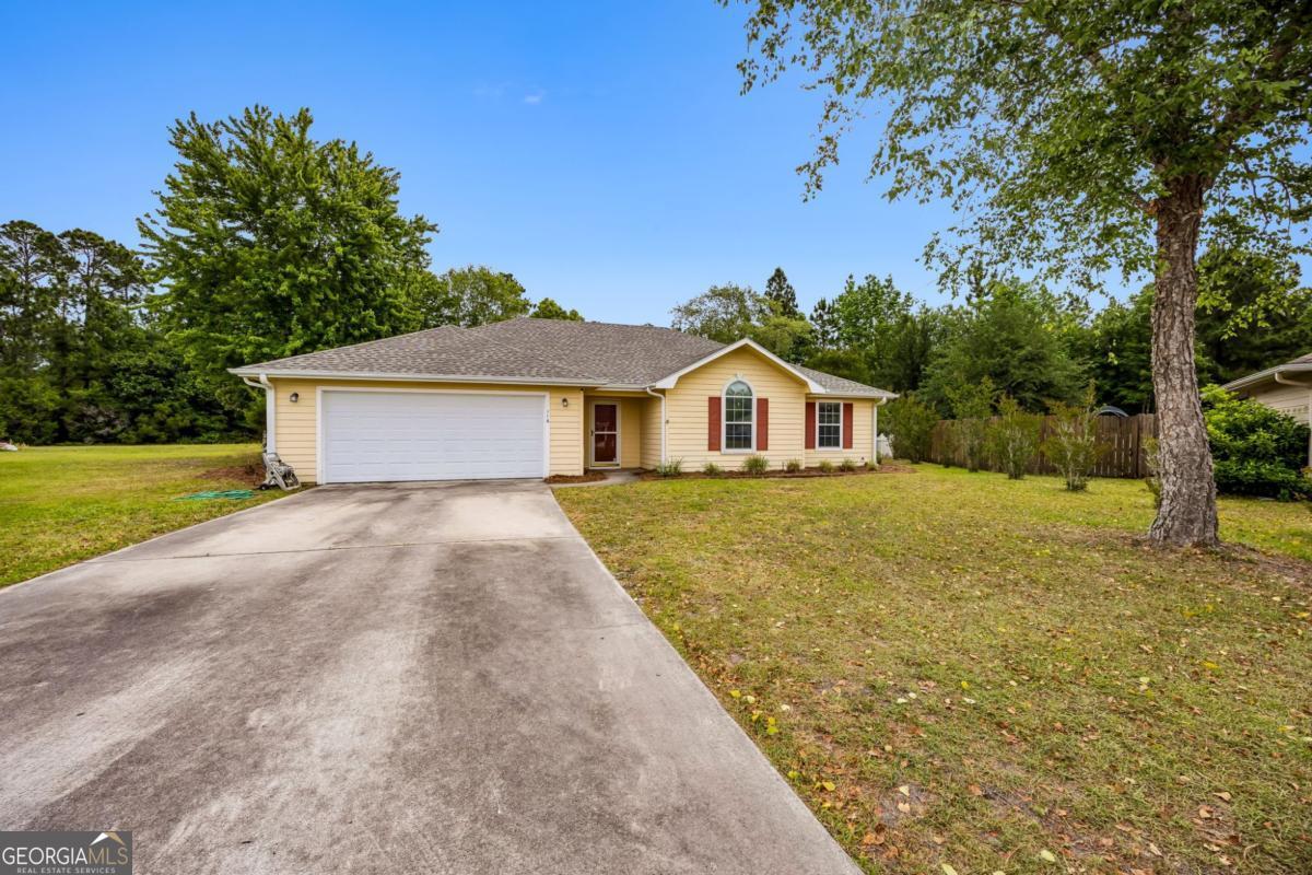 116 Cedar Circle DR