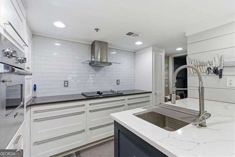 2855 Peachtree RD NE 124