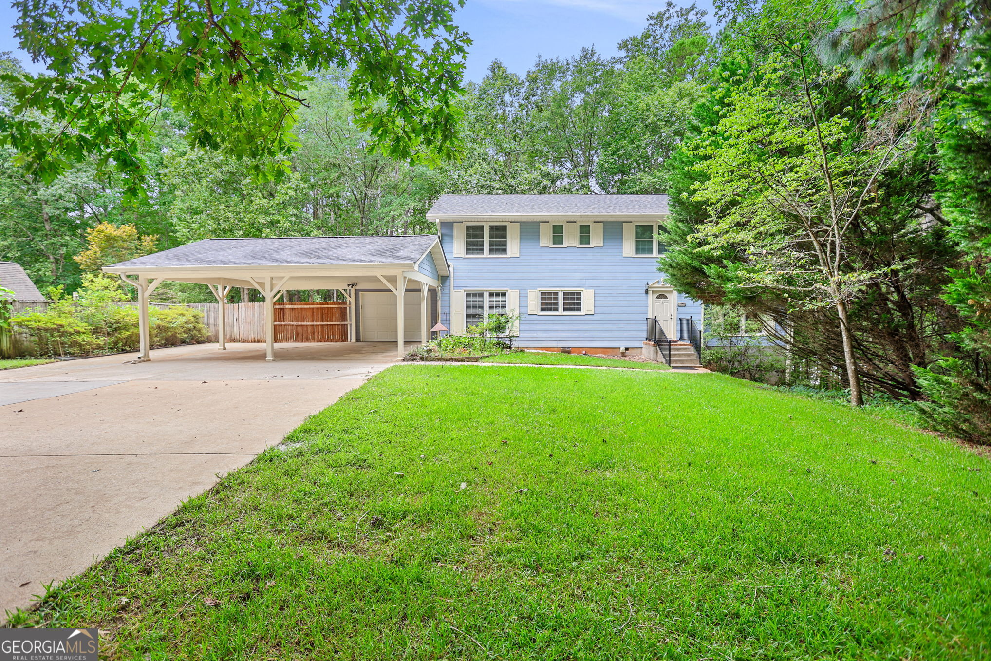 391 S River Run DR