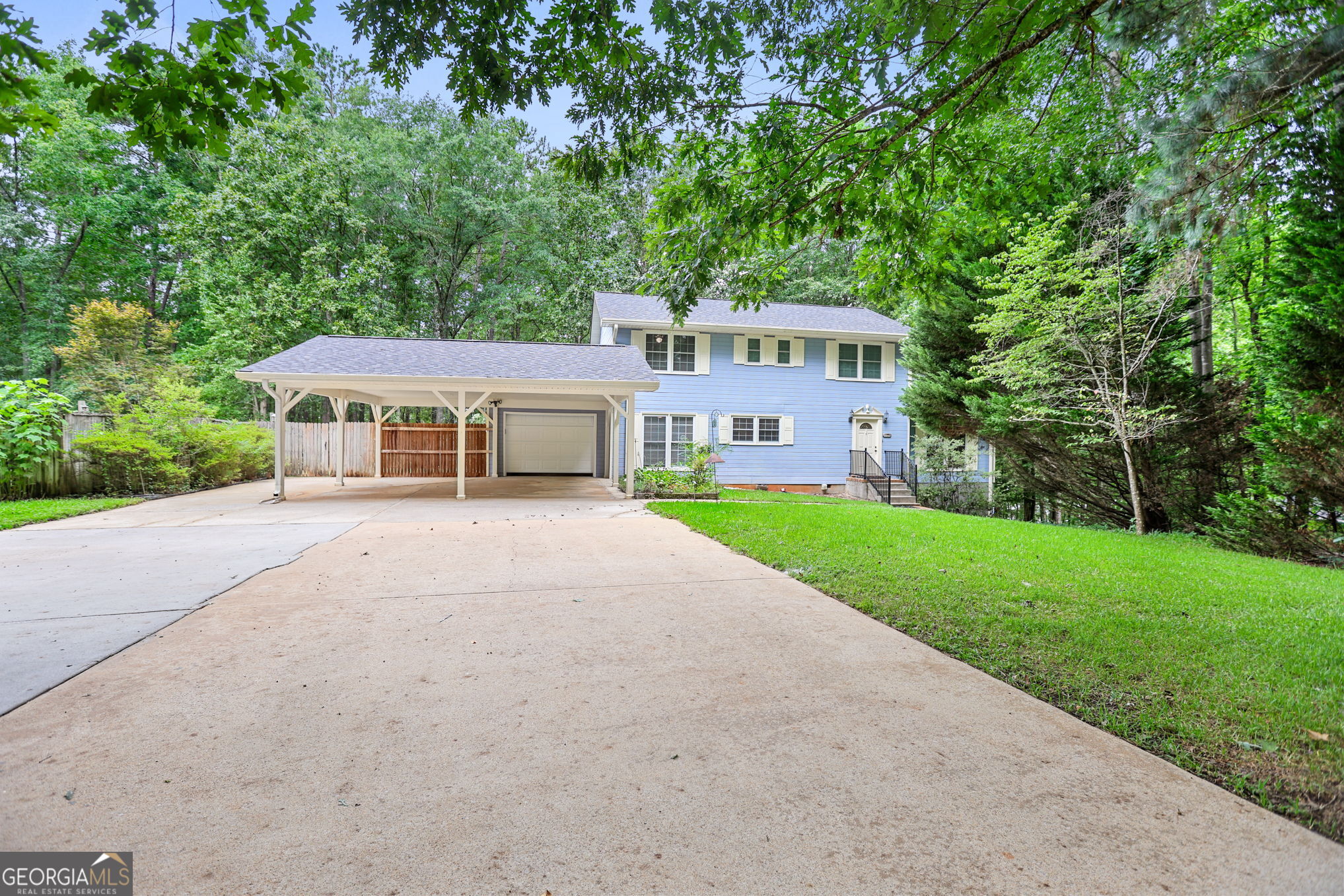 391 S River Run DR
