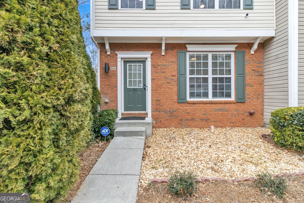 Photo of 9155 Nesbit Ferry Road #96, Alpharetta, GA 30022 (MLS # 10677000)