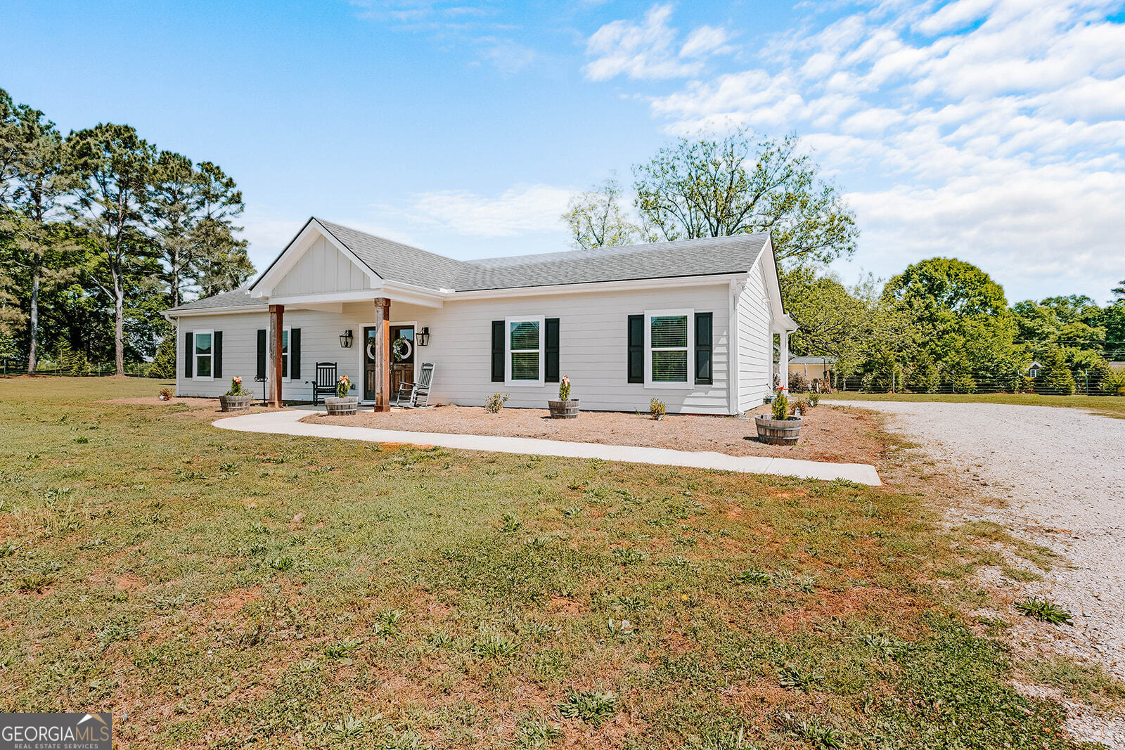 1150 Chivers RD