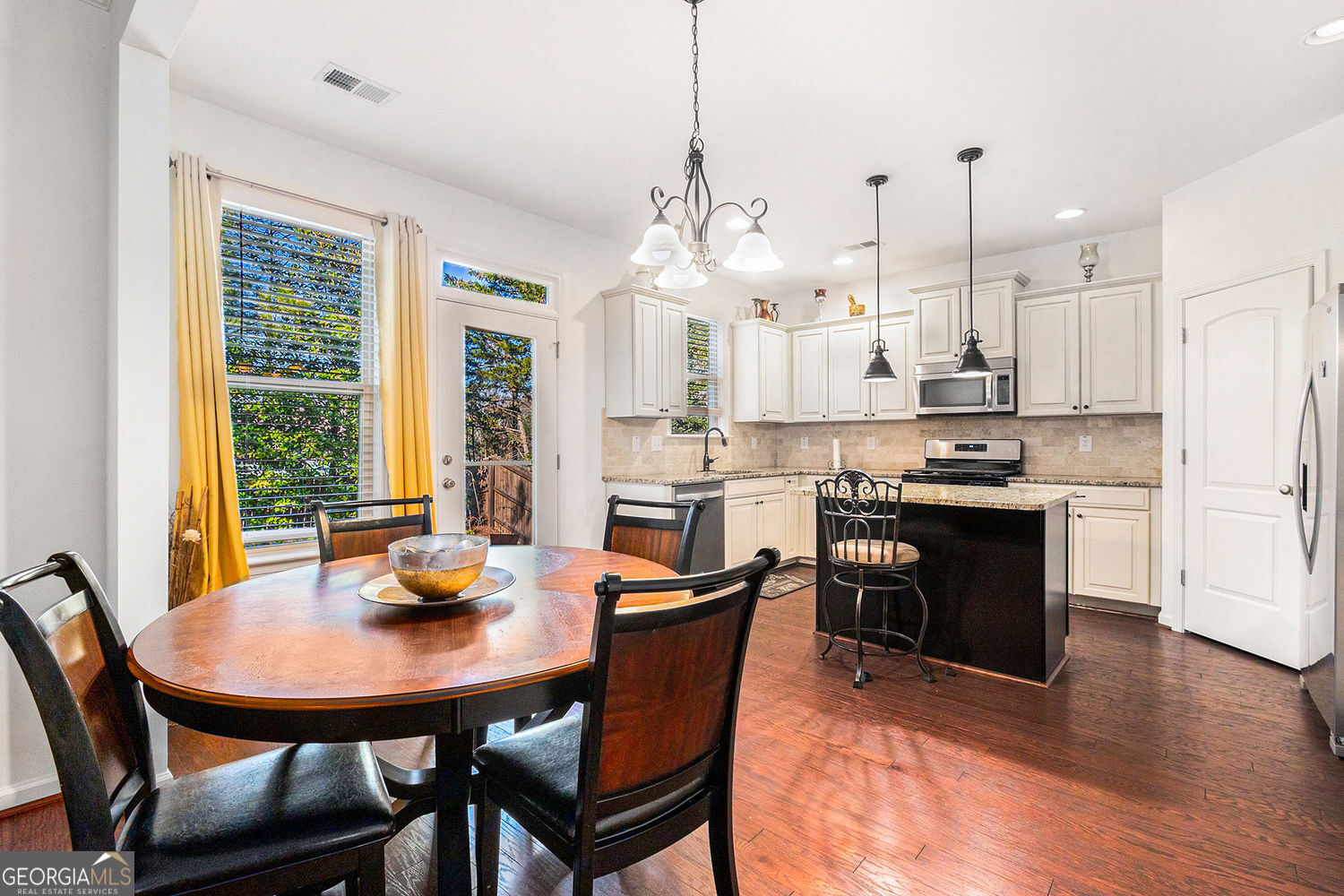 121 Royal Sunset DR