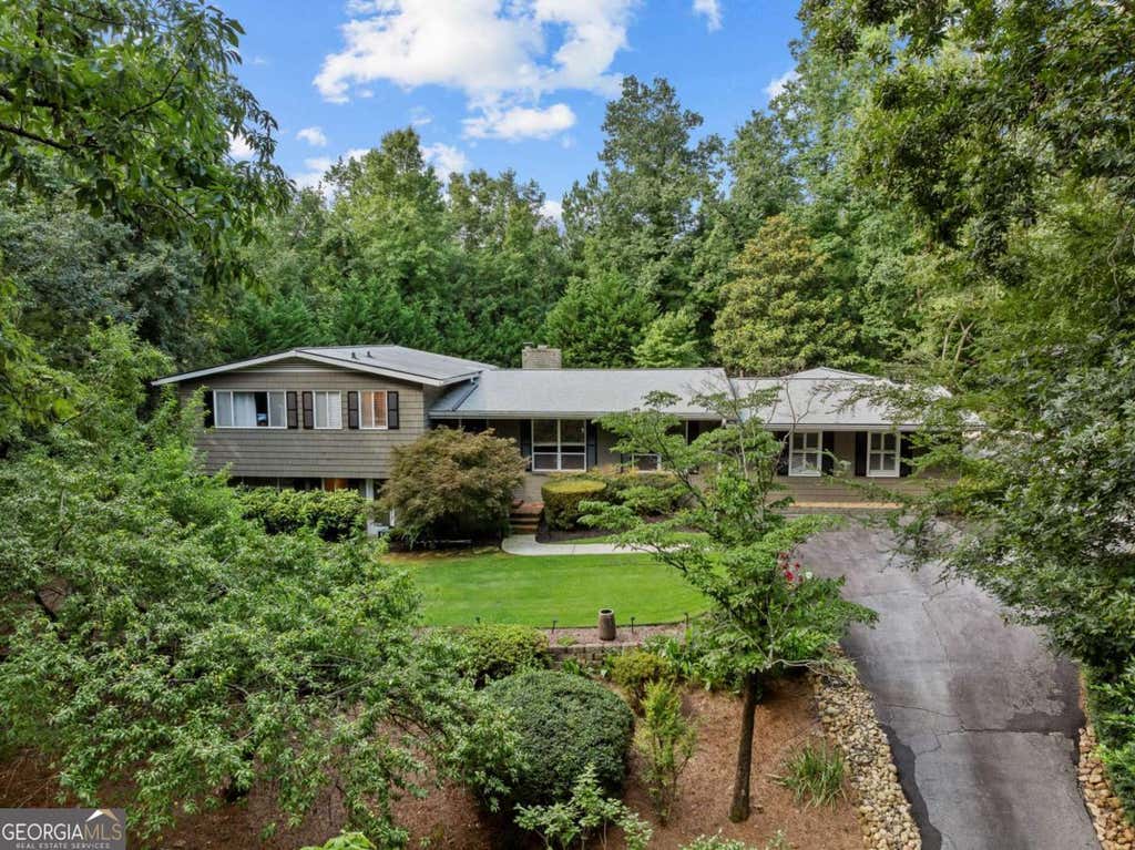 Photo of 6488 Cherry Tree Lane, Sandy Springs, GA 30328 (MLS # 10822533)