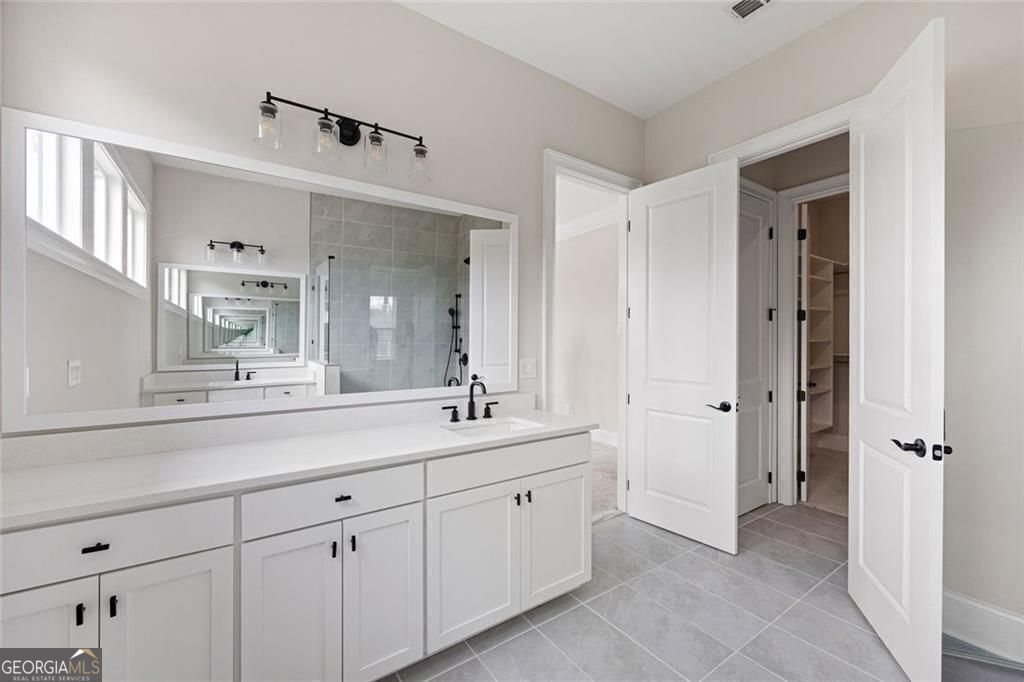 THE VILLAGE AT TOWNLAKE - Residential Lease