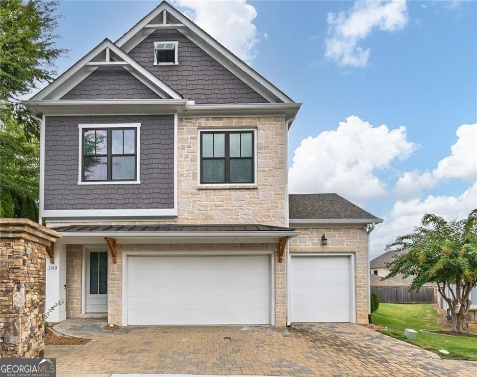 THE VILLAGE AT TOWNLAKE - Residential Lease