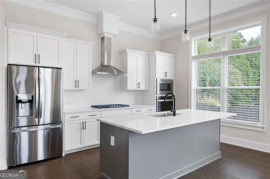 THE VILLAGE AT TOWNLAKE - Residential Lease