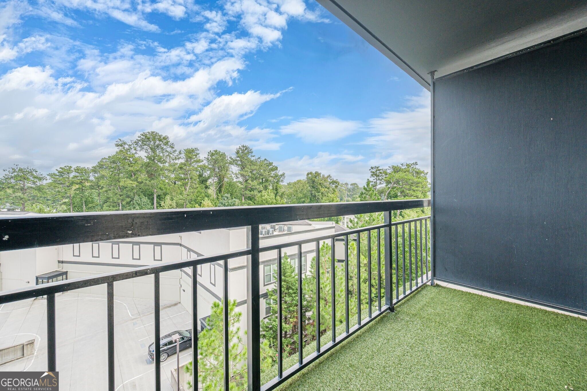 3481 Lakeside DR NE 1201