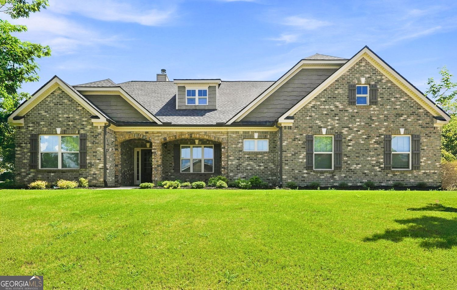 6130 Arlington CIR