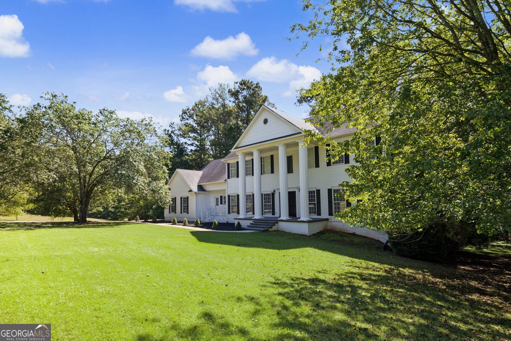 Photo of 266 Ebenezer Church Road, Fayetteville, GA 30215 (MLS # 10869878)