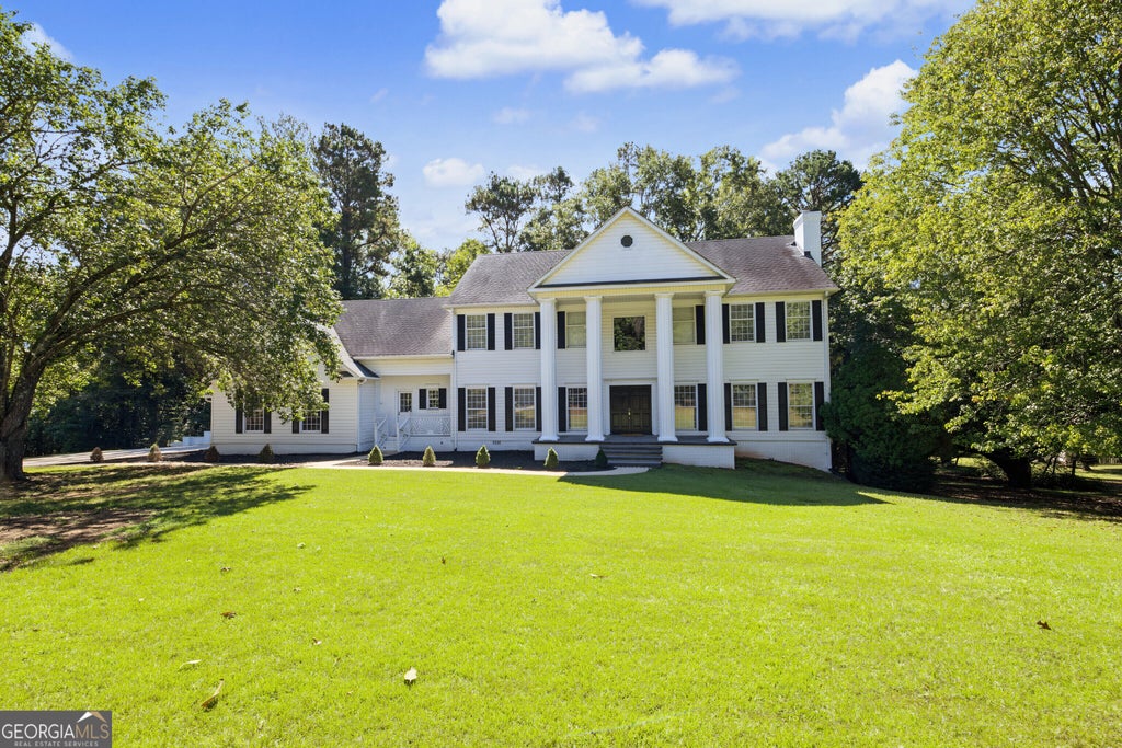 Photo of 266 Ebenezer Church Road, Fayetteville, GA 30215 (MLS # 10869878)