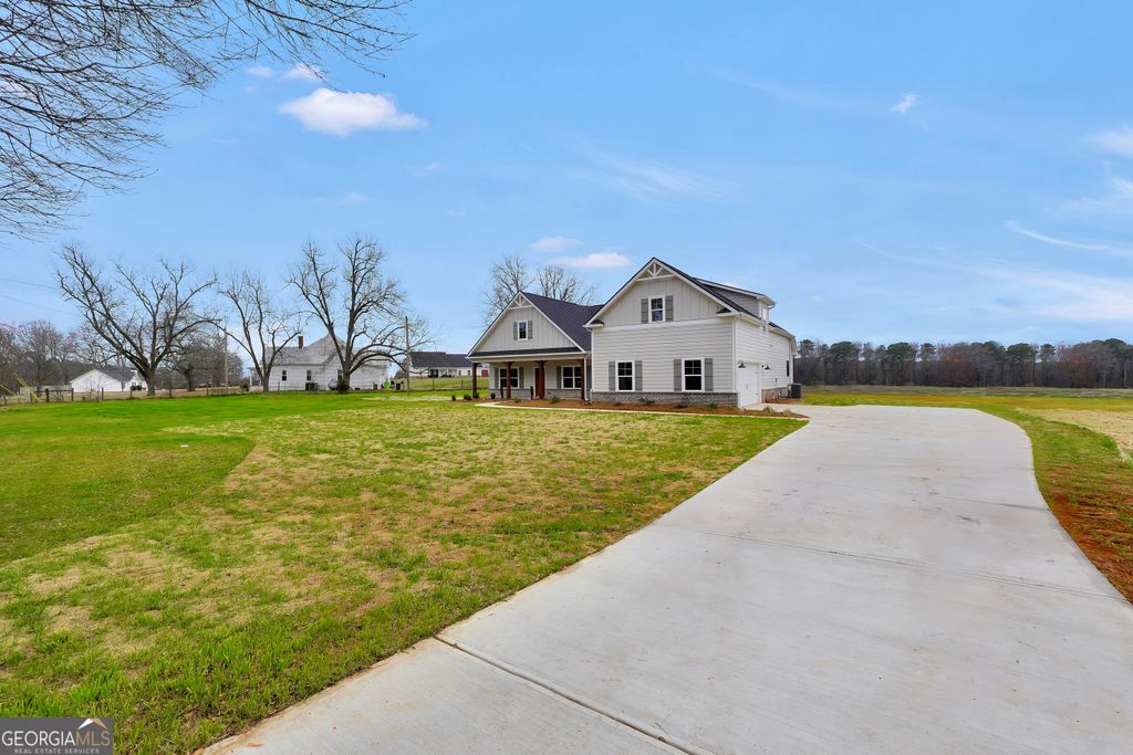 Photo of 680 SNAPPING SHOALS Road, Mcdonough, GA 30252 (MLS # 10700699)