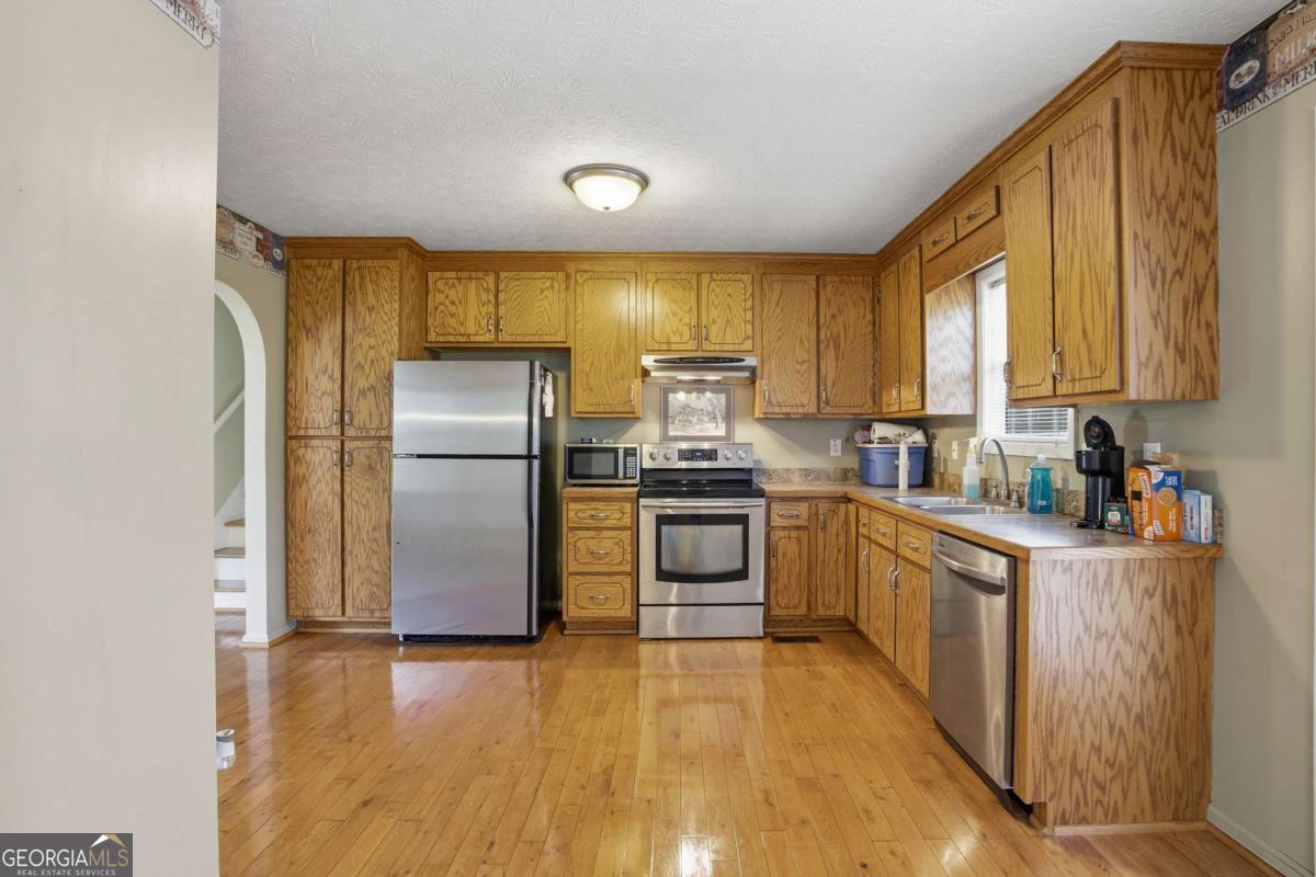 11 Farmstead CT