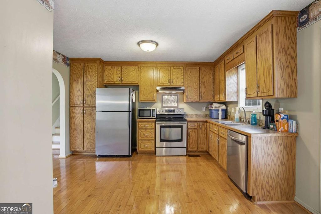 Photo of 11 Farmstead Court, Adairsville, GA 30103 (MLS # 10769217)