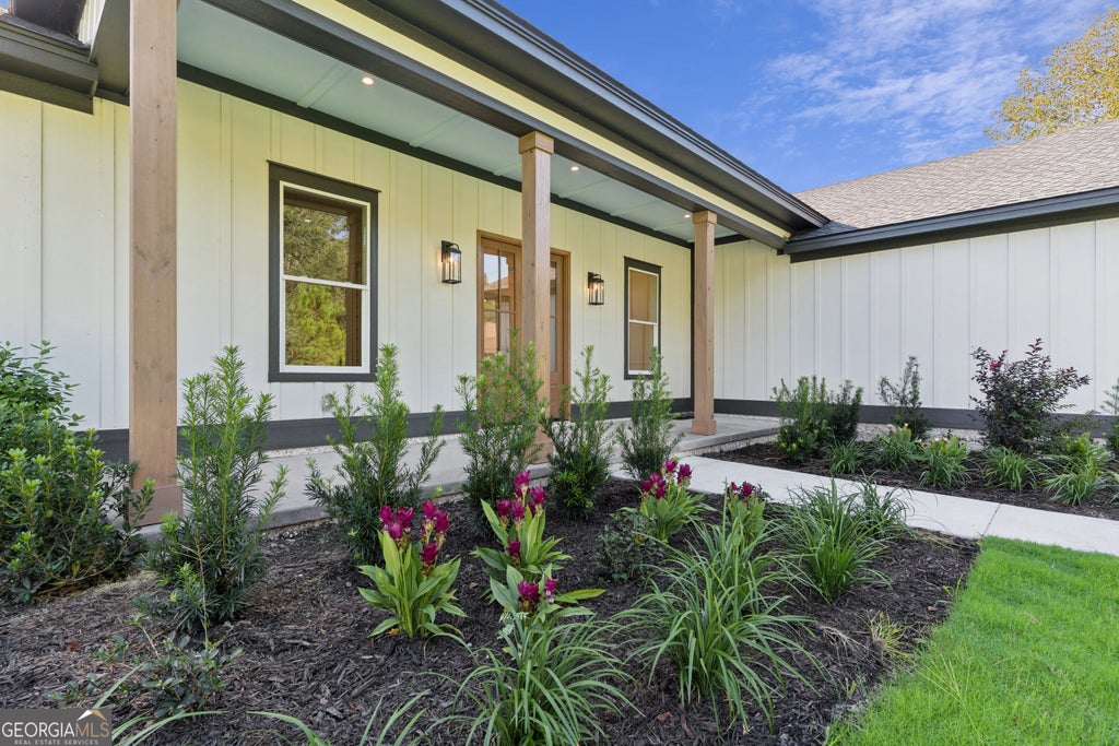 Photo of 139 Winding Trail, Brunswick, GA 31523 (MLS # 10848472)