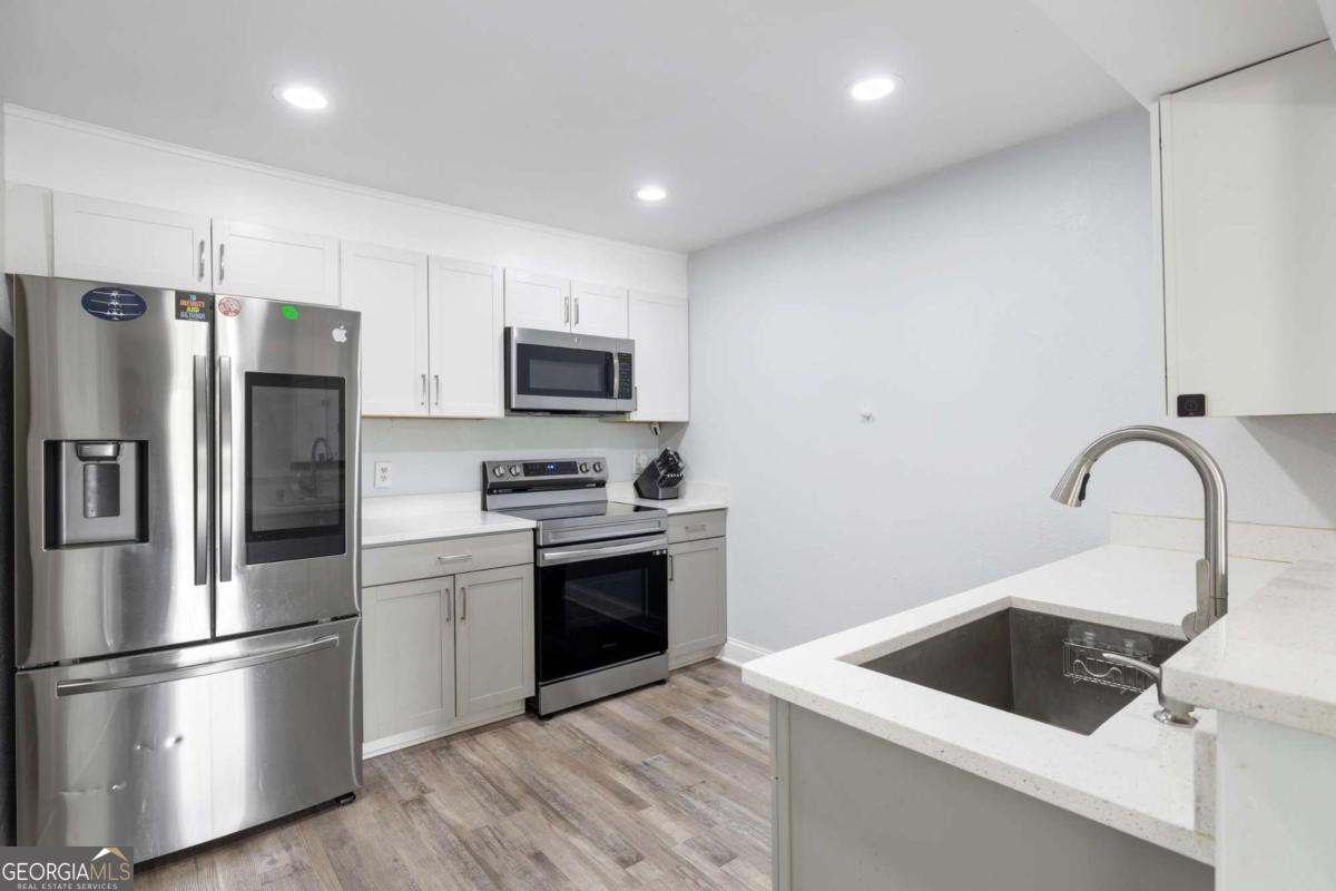 2657 Lenox RD NE 5-A