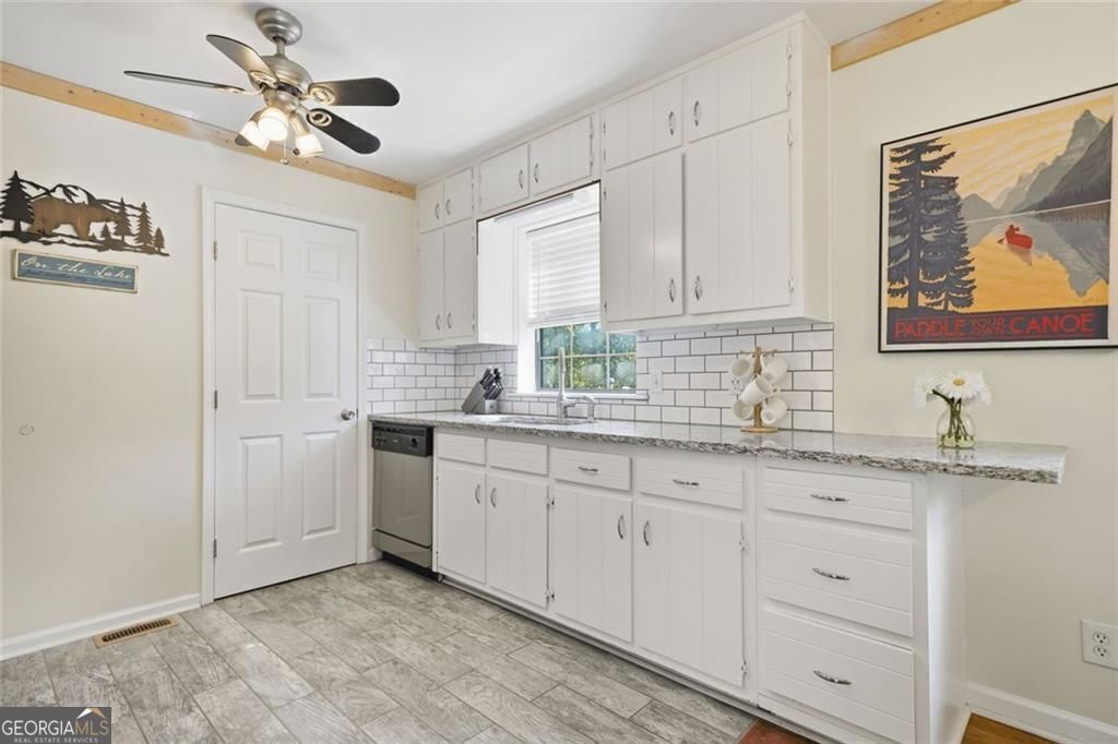 Lake Lanier- Private Dock - Residential