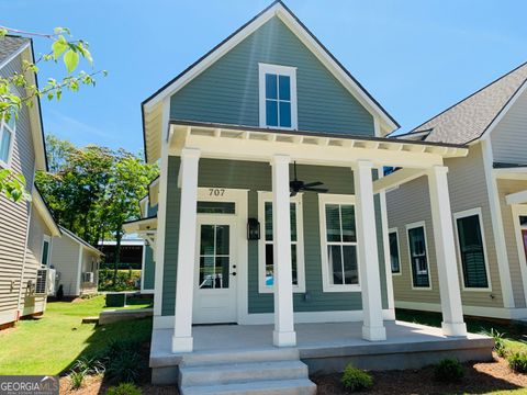 Photo of 707 Jefferson Street, Lagrange, GA 30240 (MLS # 10677284)