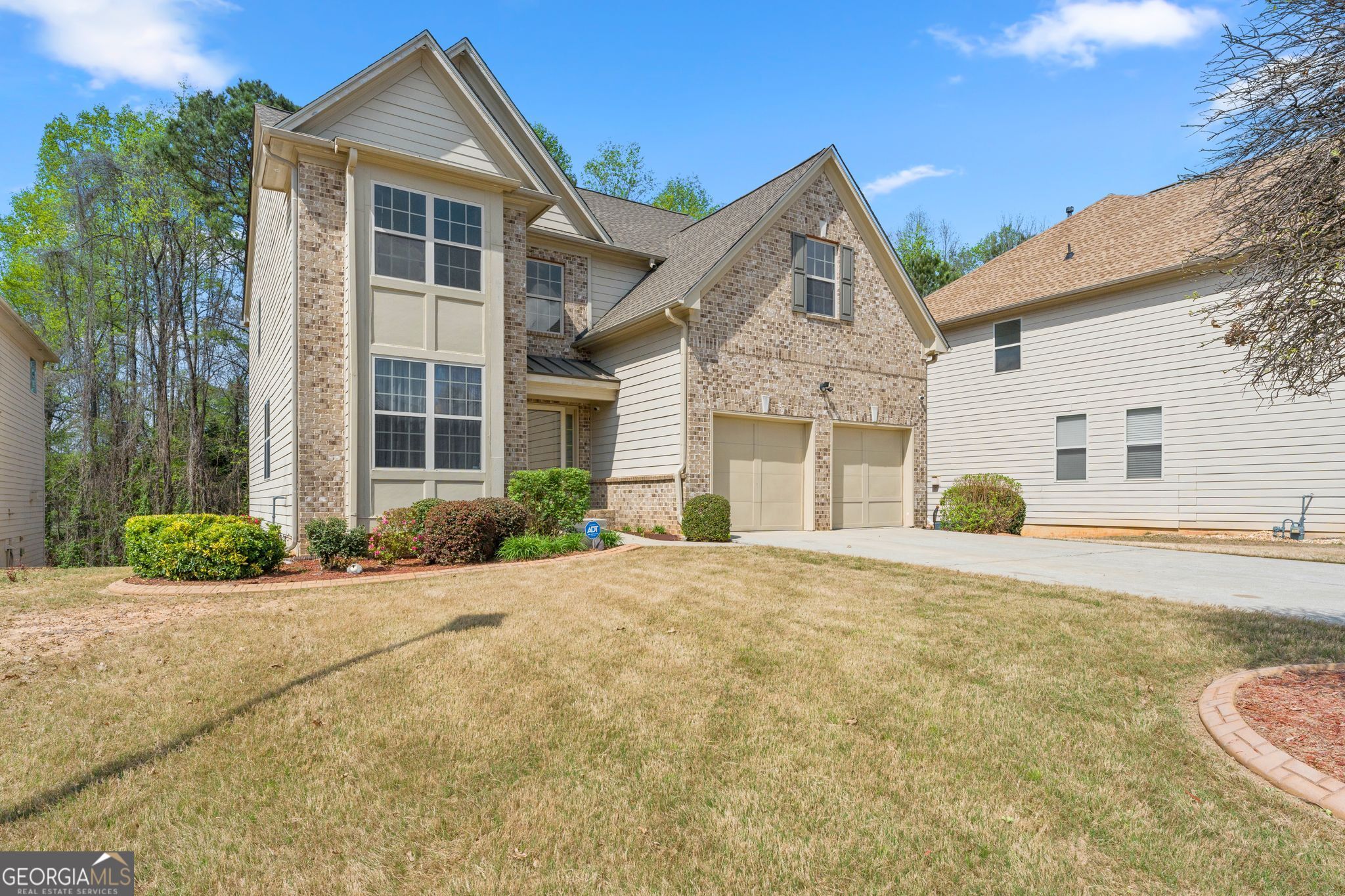 5586 Jamerson DR