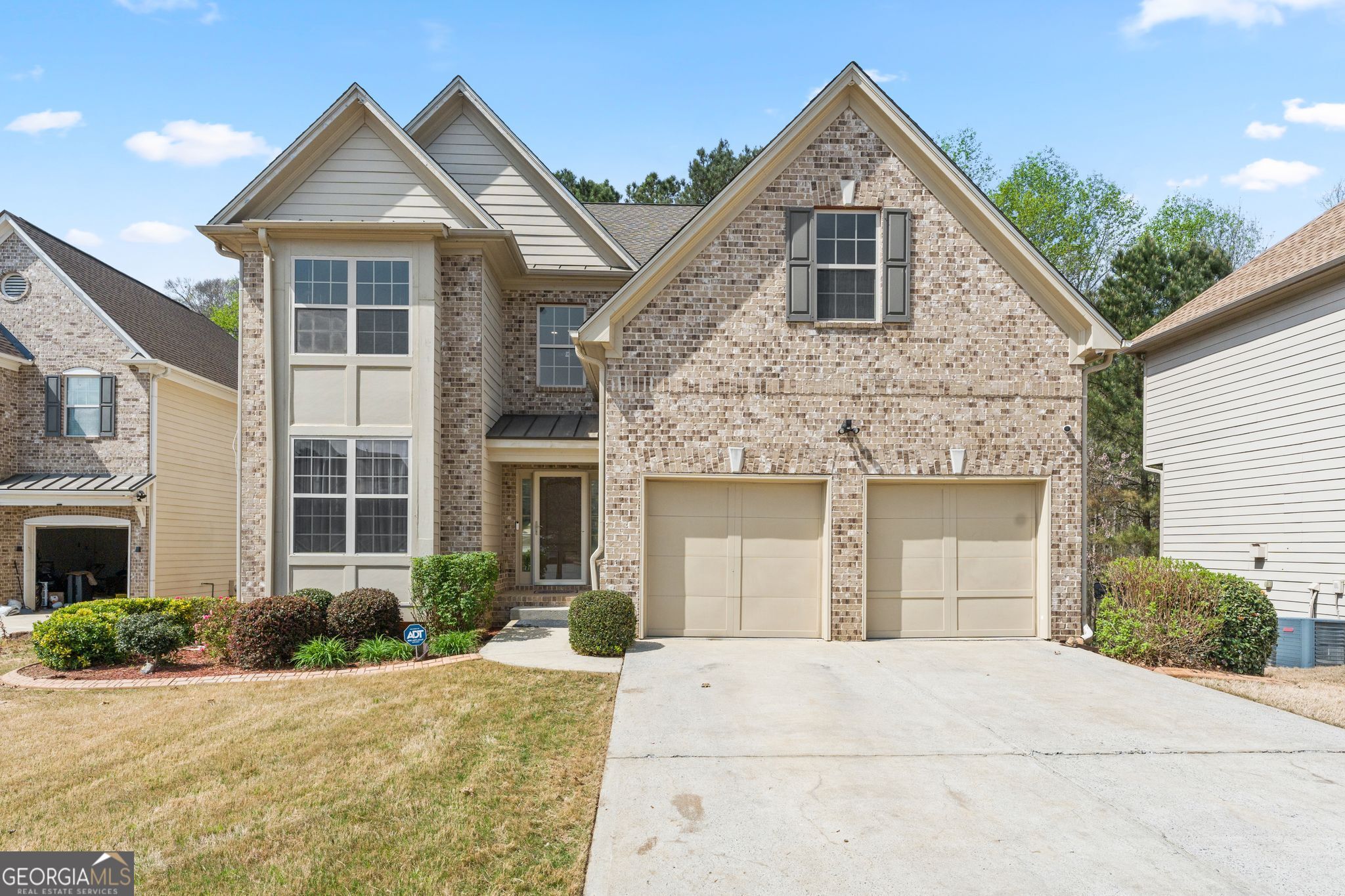 5586 Jamerson DR