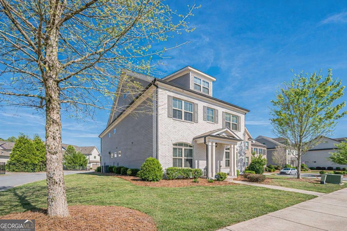 910 Hargrove Point WAY