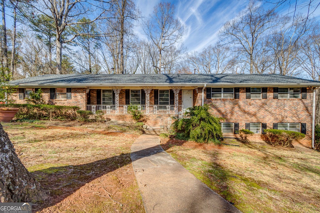 Photo of 3762 Tree Bark Trail, Decatur, GA 30034 (MLS # 10853474)