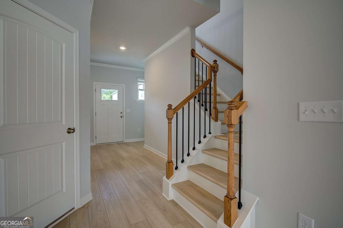 7 Camellia DR