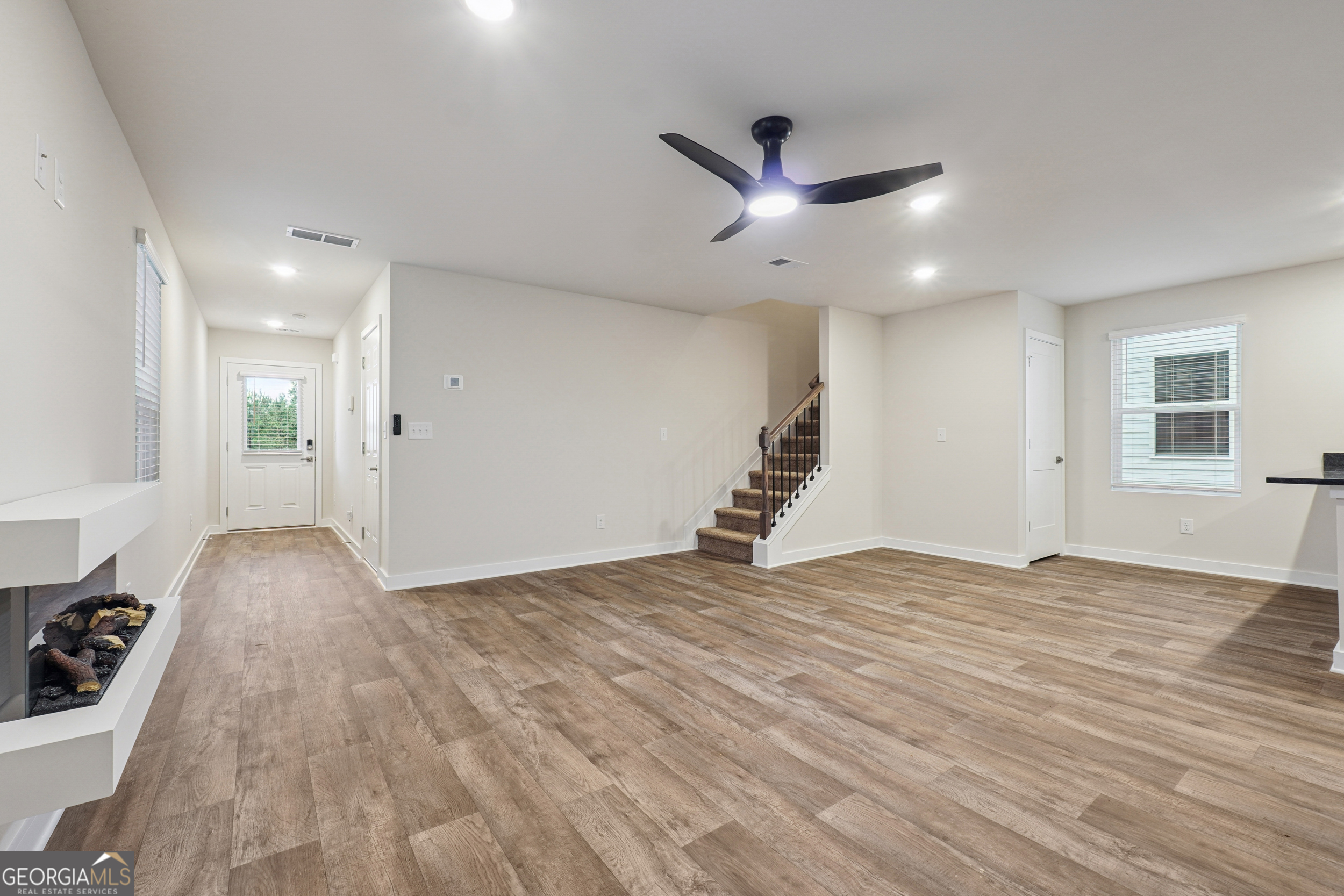 4811 Station LN 35