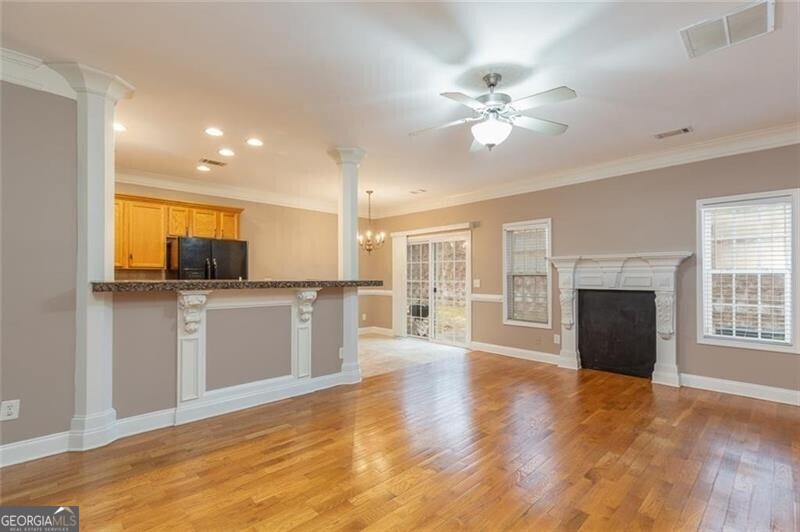 3194 Cedar Glade LN