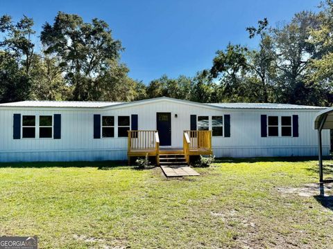 183 Pelican RD Woodbine GA 31569