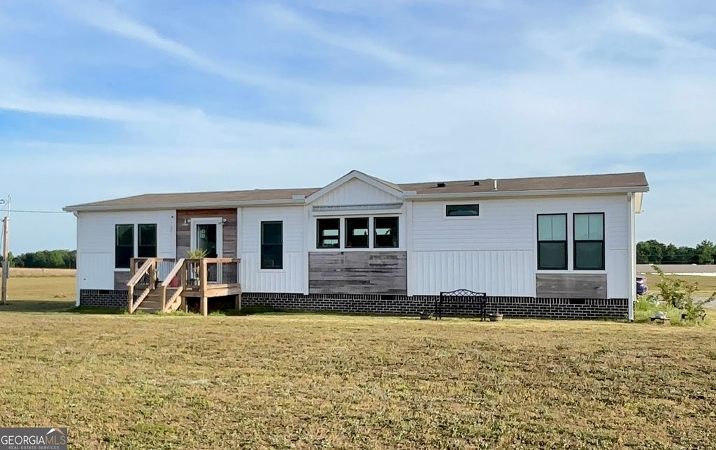 Photo of 688 Clements Road, Comer, GA 30629 (MLS # 10739006)