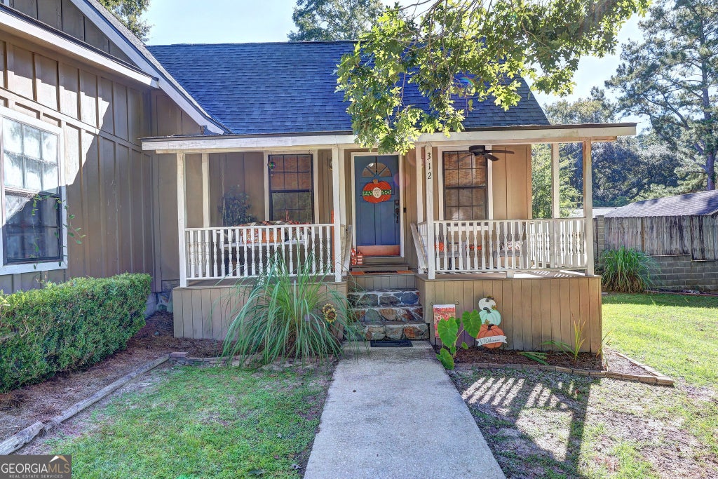 Photo of 312 Dechene Drive, Thomasville, GA 31757 (MLS # 10854084)