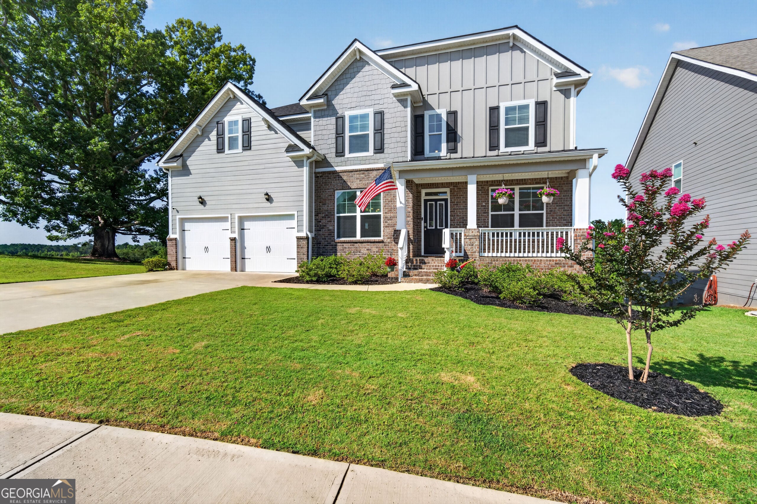 1101 Hawthorne CIR