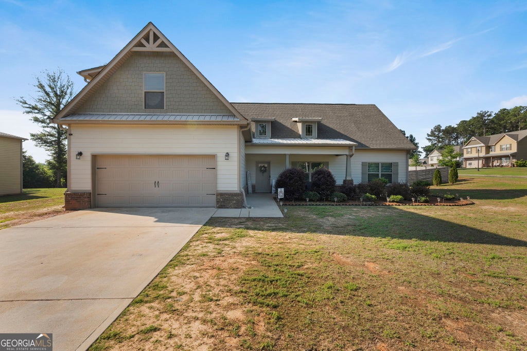 Photo of 1202 Coldwater Court, Griffin, GA 30224 (MLS # 10853767)