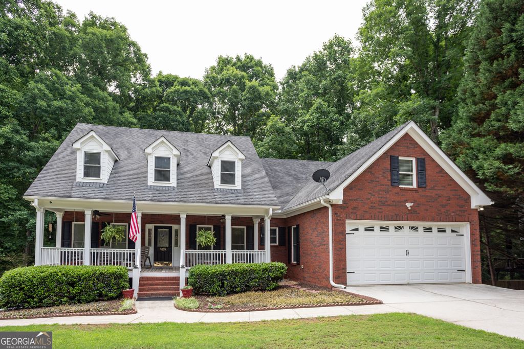Photo of 825 Harvest Lane, Monroe, GA 30655 (MLS # 10774086)