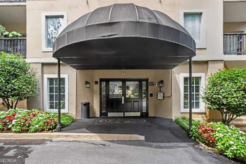 Photo of 1 Biscayne Drive NW #109, Atlanta, GA 30309 (MLS # 10830008)