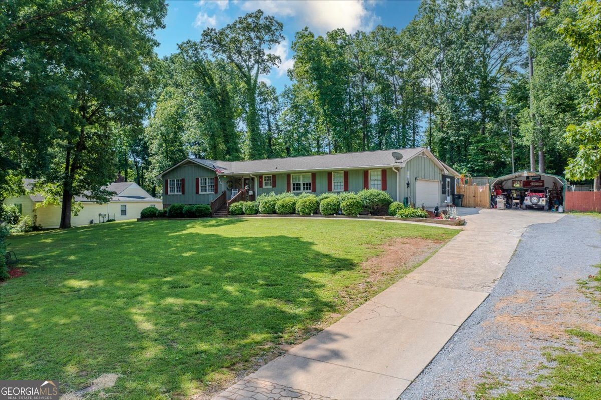 18 Hillside DR