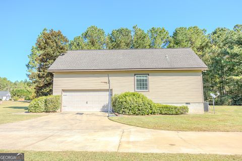 A home in Rentz