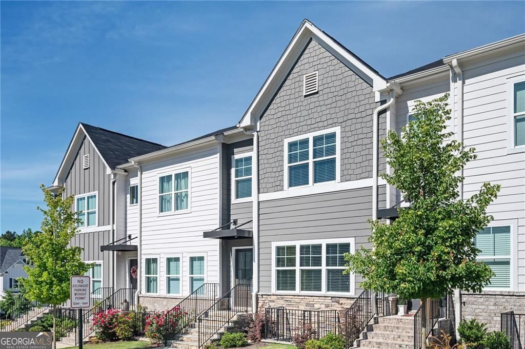 Photo of 1947 Drew Drive, Atlanta, GA 30318 (MLS # 10650902)