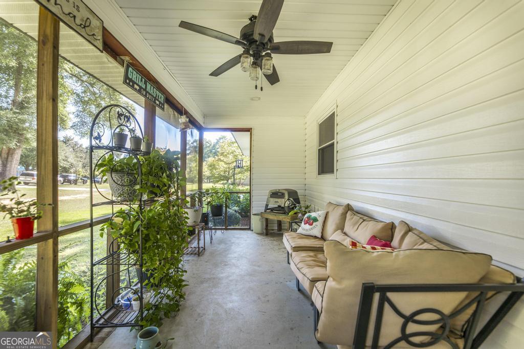 61 Airport Subdivision RD