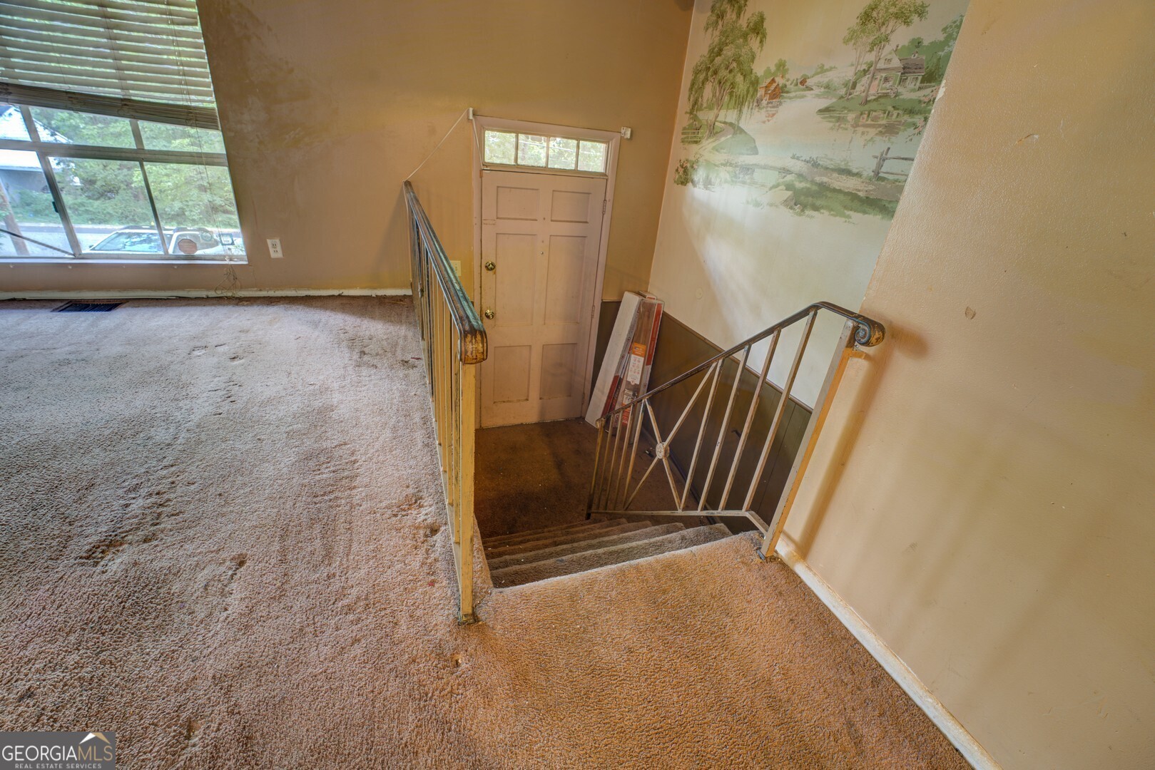 445 Camelot PKWY