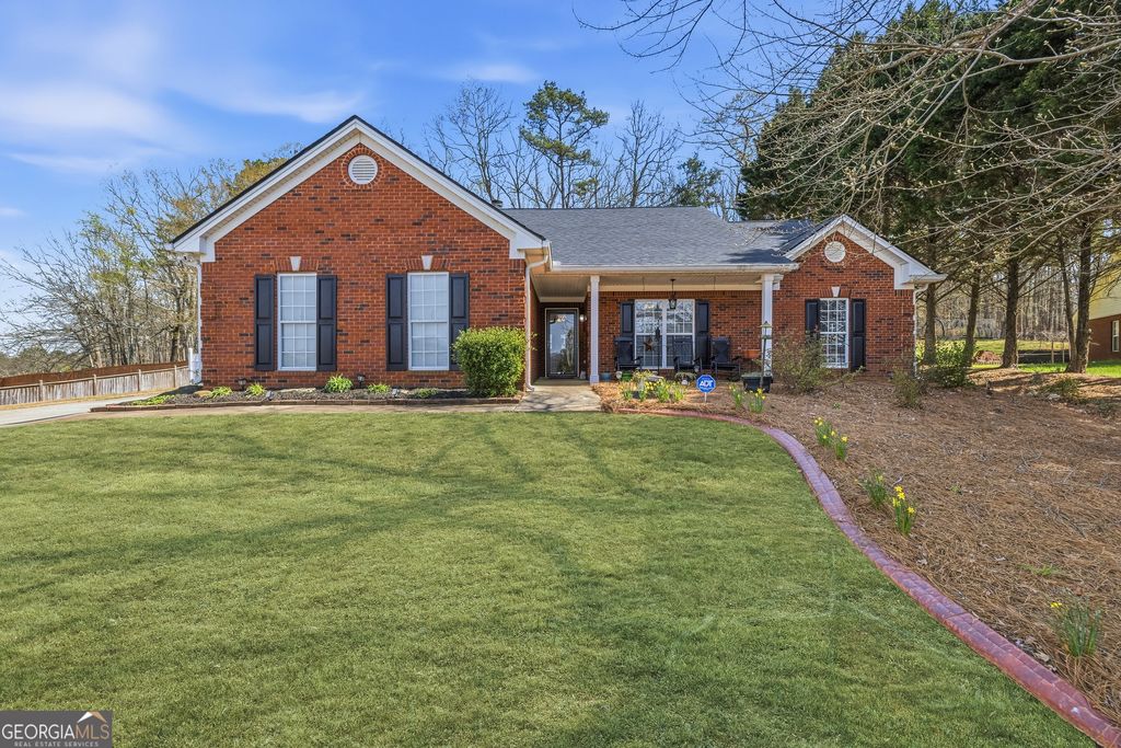 Photo of 460 Flyway Lane, Winder, GA 30680 (MLS # 10715933)