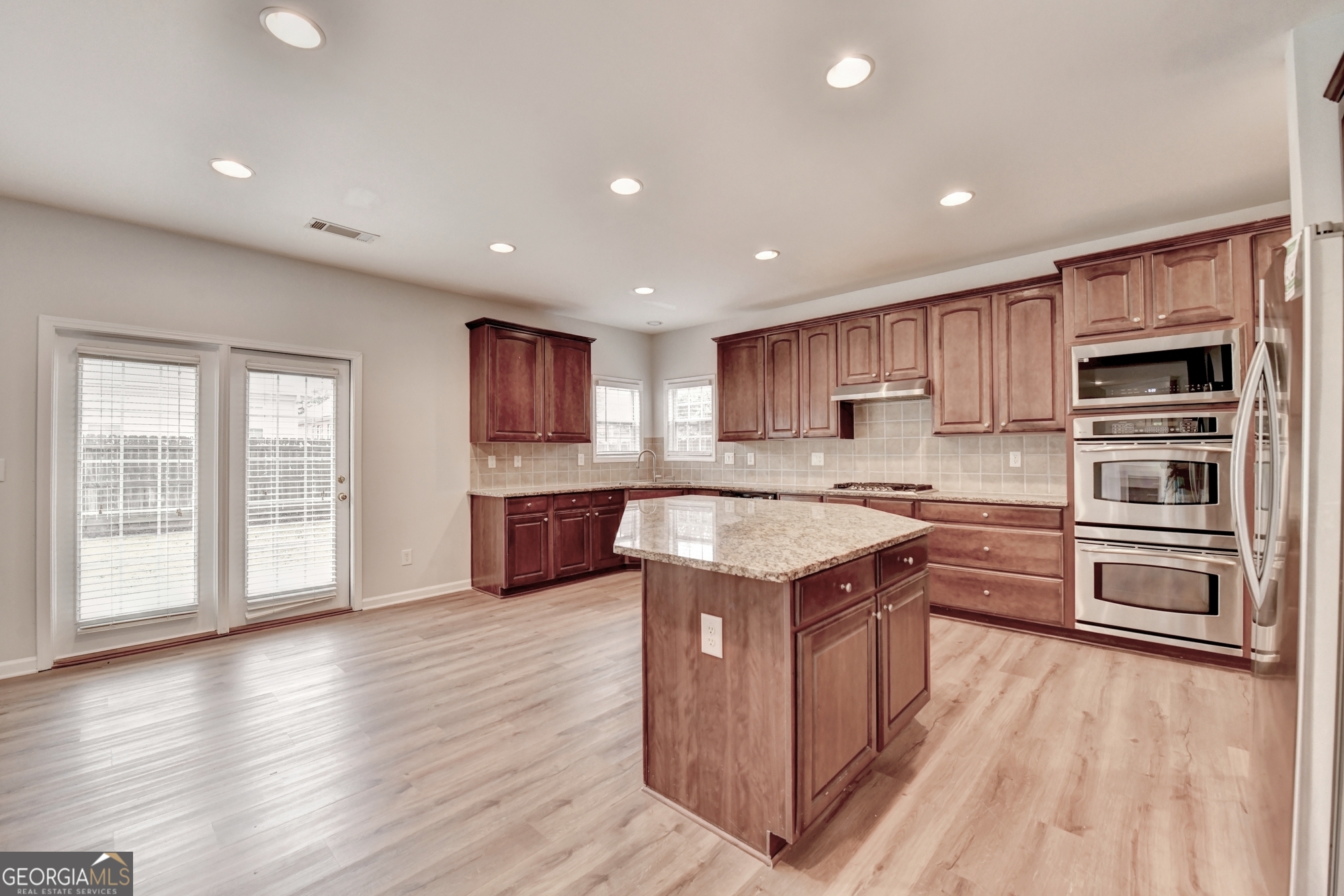 Villa Chase - Residential