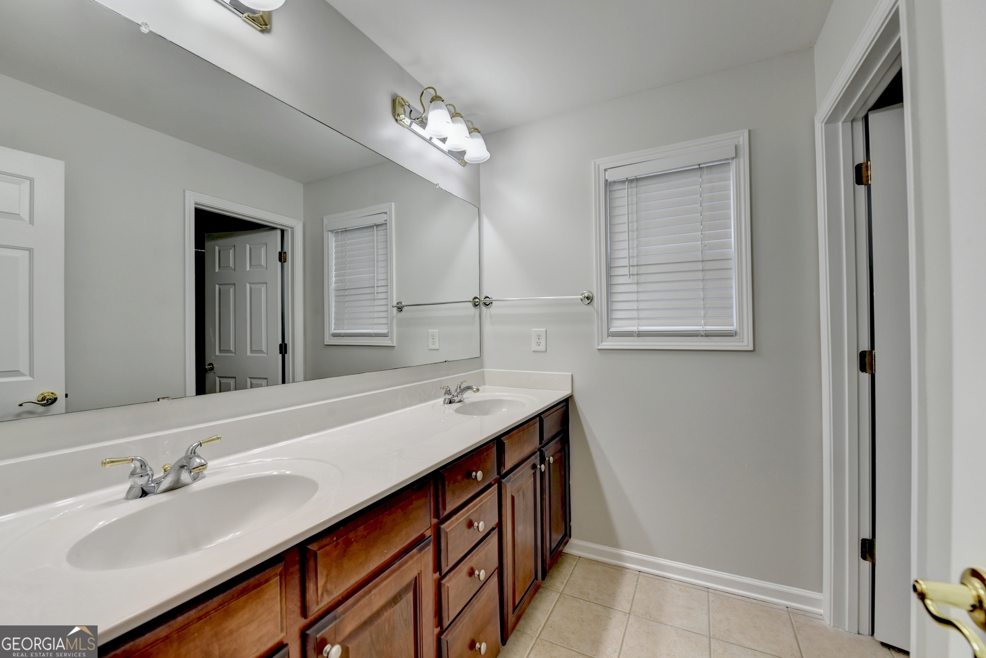 Villa Chase - Residential