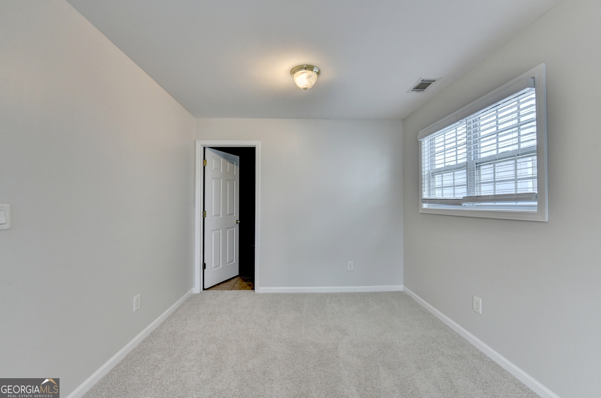 Villa Chase - Residential