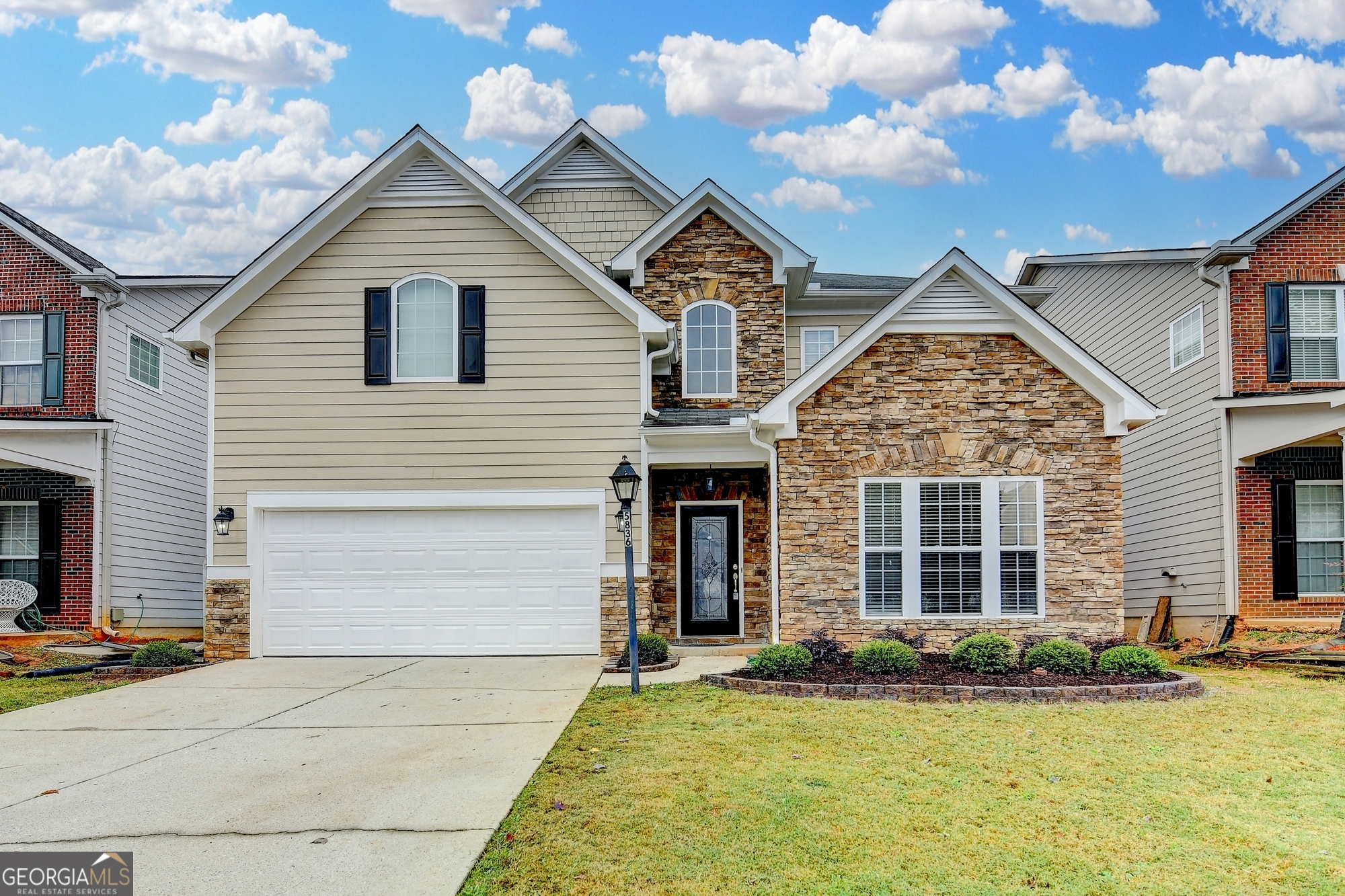 Villa Chase - Residential