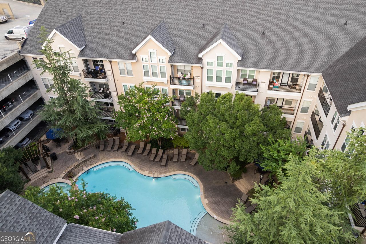 1850 COTILLION DR 1203