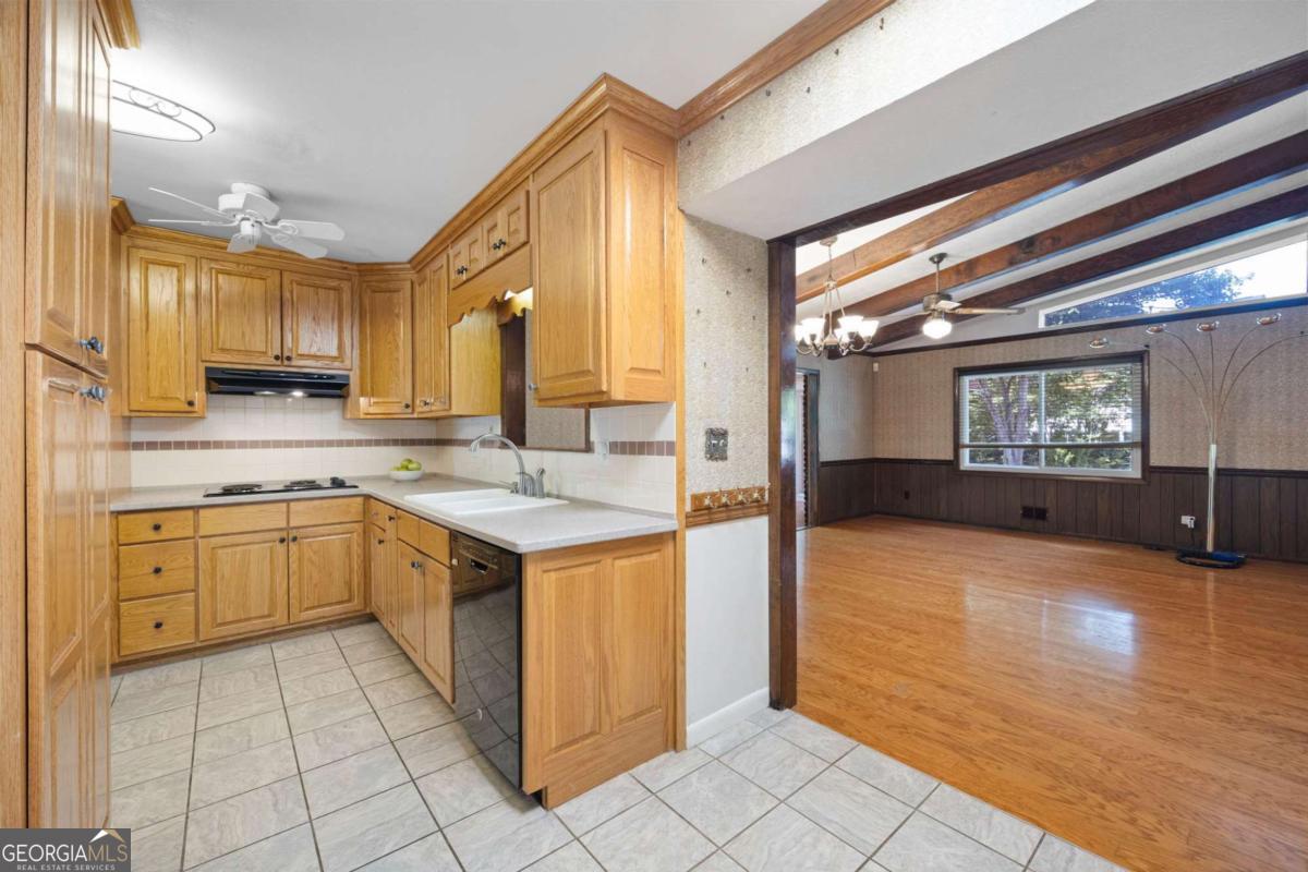 Tuxedo Estates - Residential