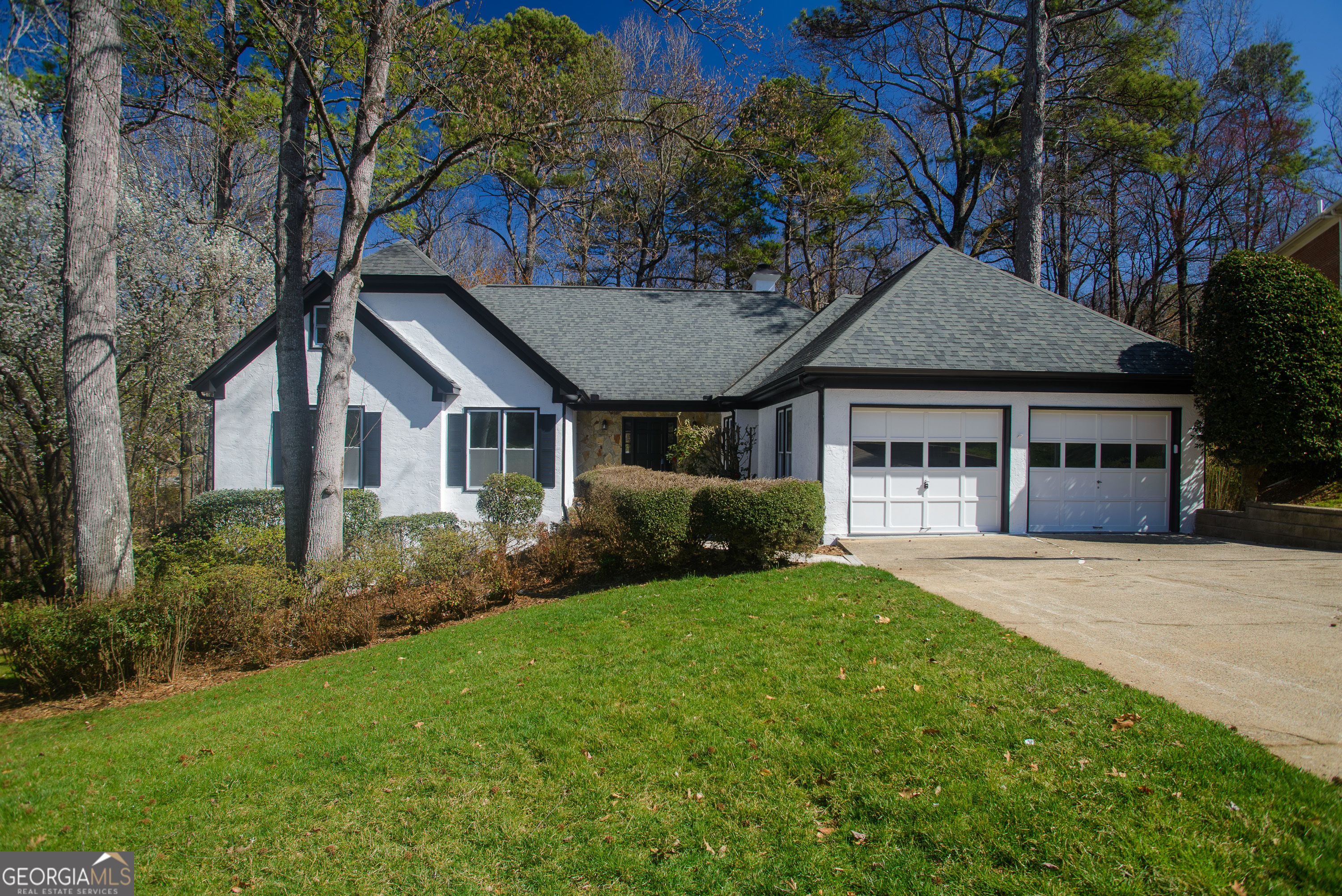 1190 SAINT IVES CT